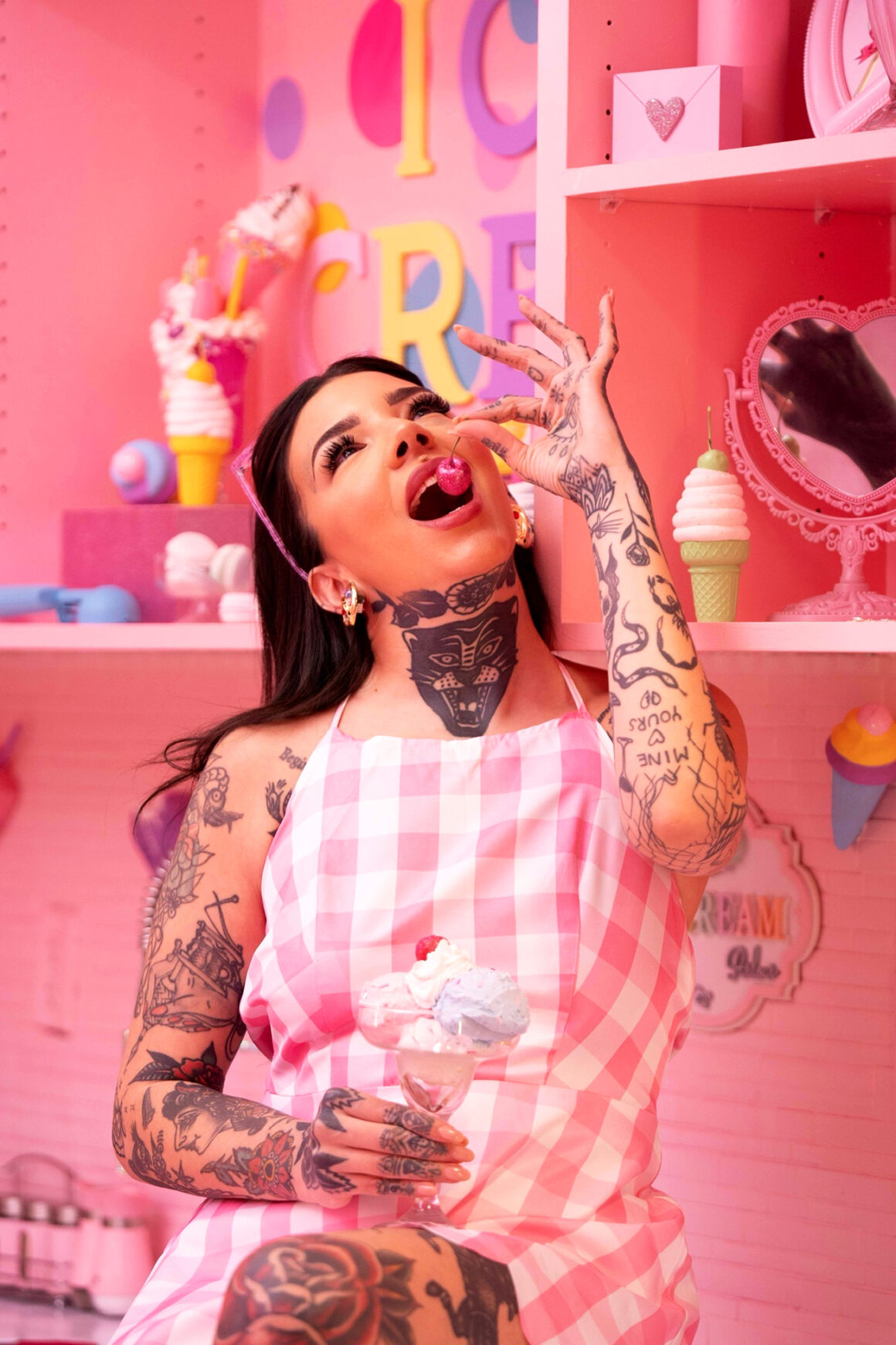 Anaïs Chabane, model & tattoo artist