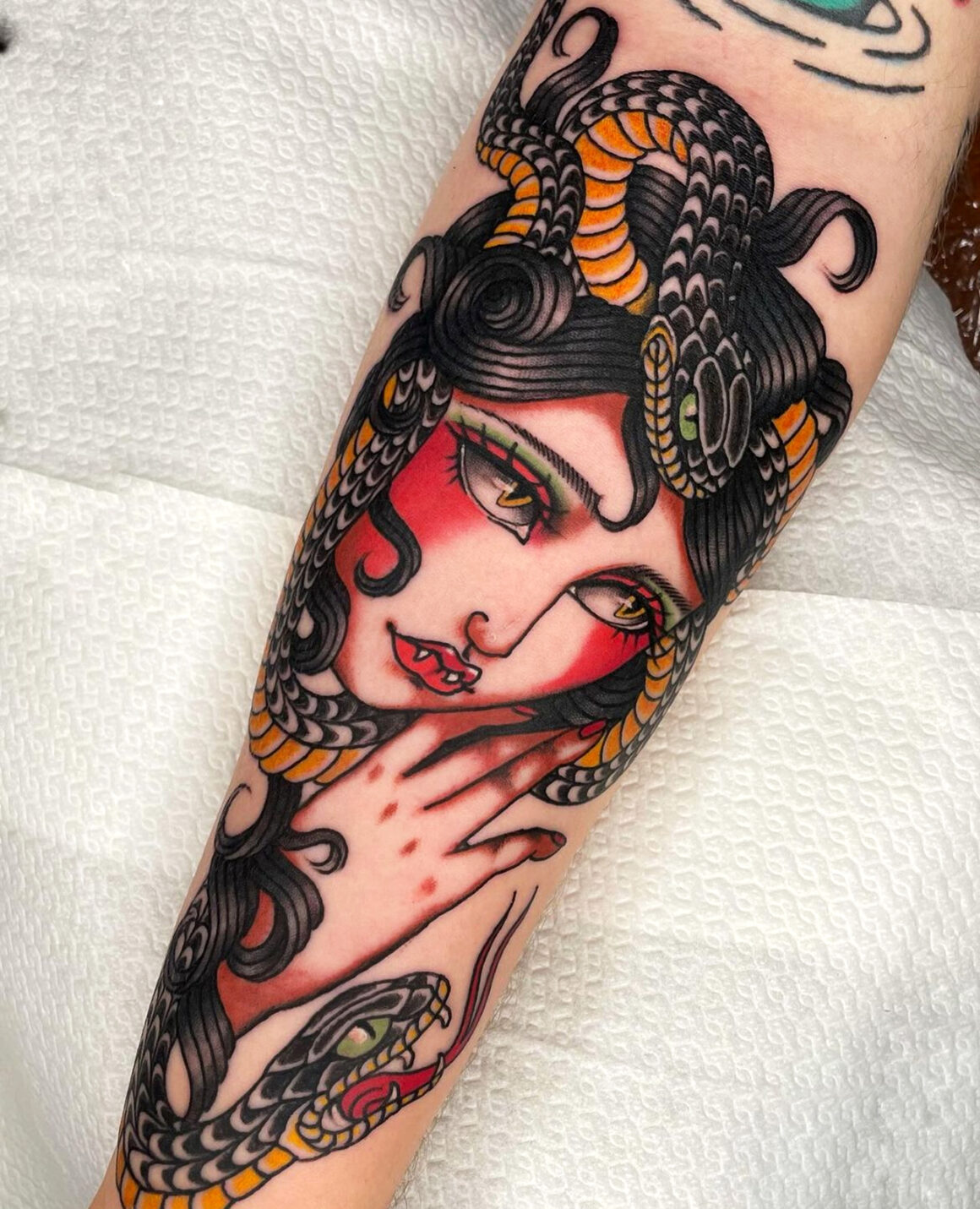 Tattoo by Alina Moskinova, @alinamos