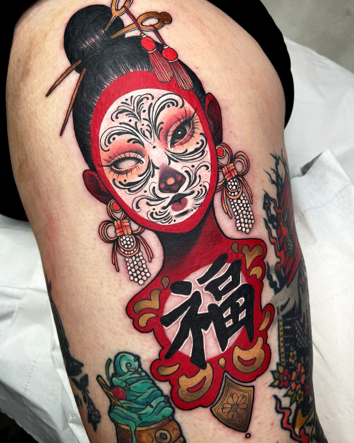 Tattoo by Beth Rose, @bethrosetattoo