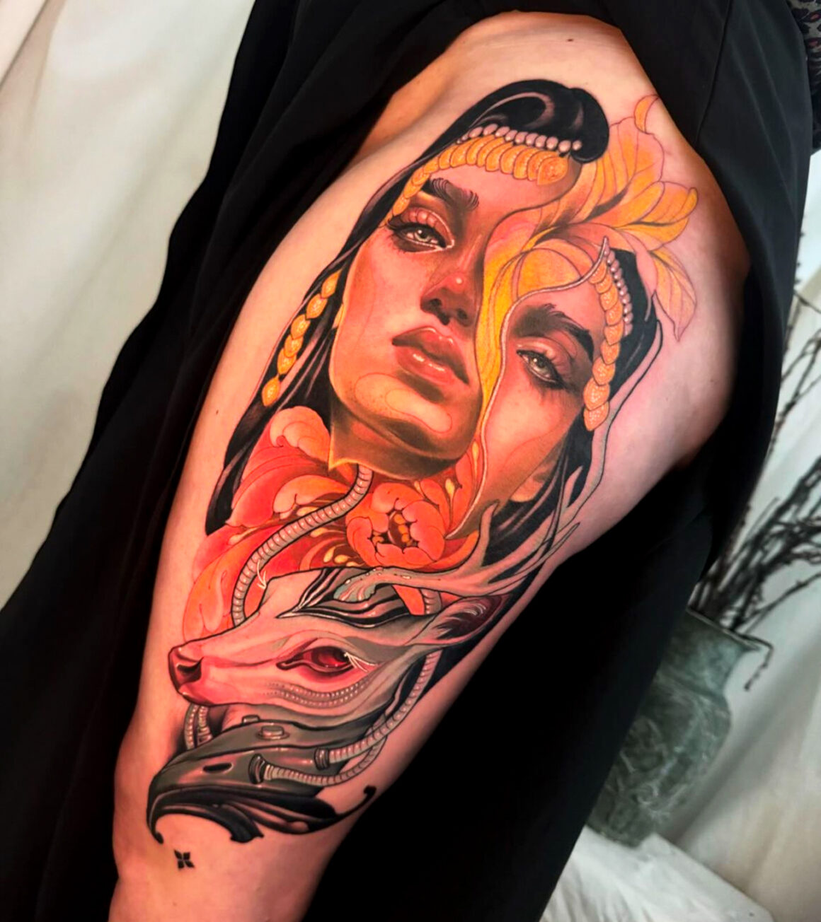 Tattoo by Fiori Lorett and Lorena Morato, @fiori_lorett - lore.morato