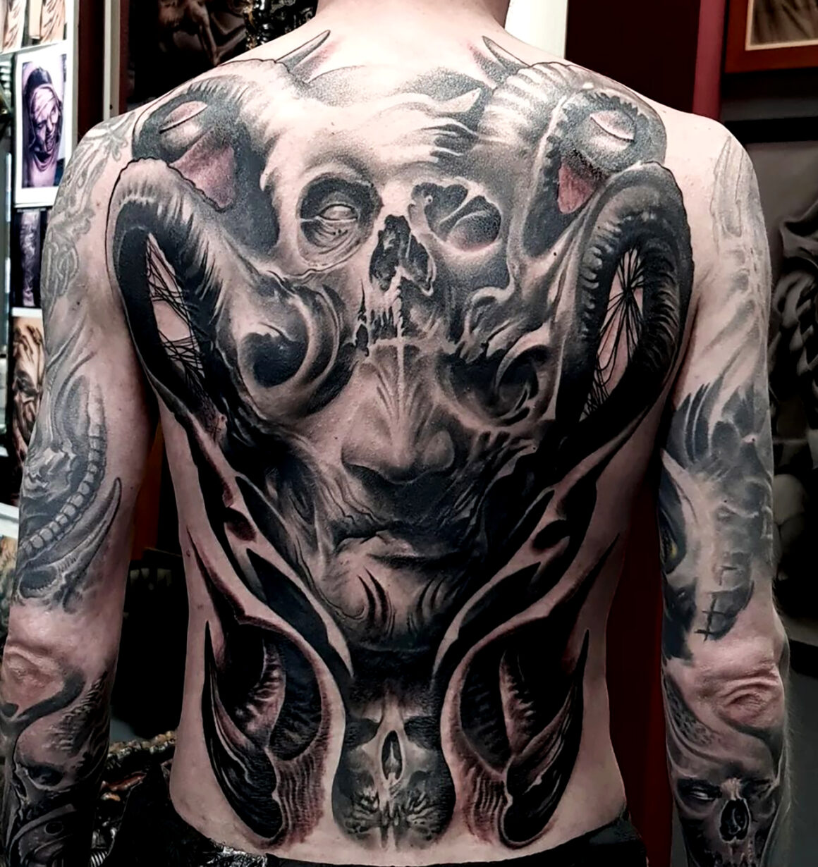 Tattoo by Lenu, @lenutattoos